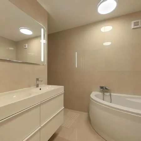 Apartmanovy Dom *