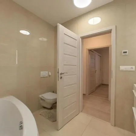 Apartmanovy Dom *